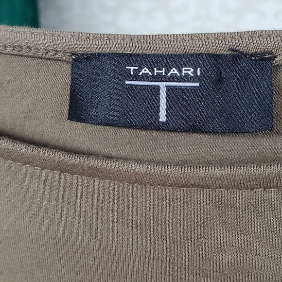 T Tahari Army Green Short Puff Sleeve Stretch Knit Shirt Top medium NWT - Picture 6 of 9